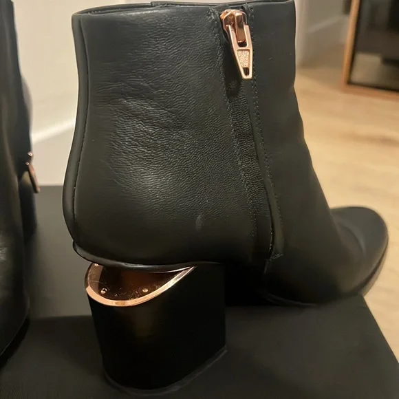 ✨値下げOK✨ALEXANDER WANG GABI Bootie SIZE36 Alexander Wang Boots GABI Cutout Patent 80MM Rose Gold Boots